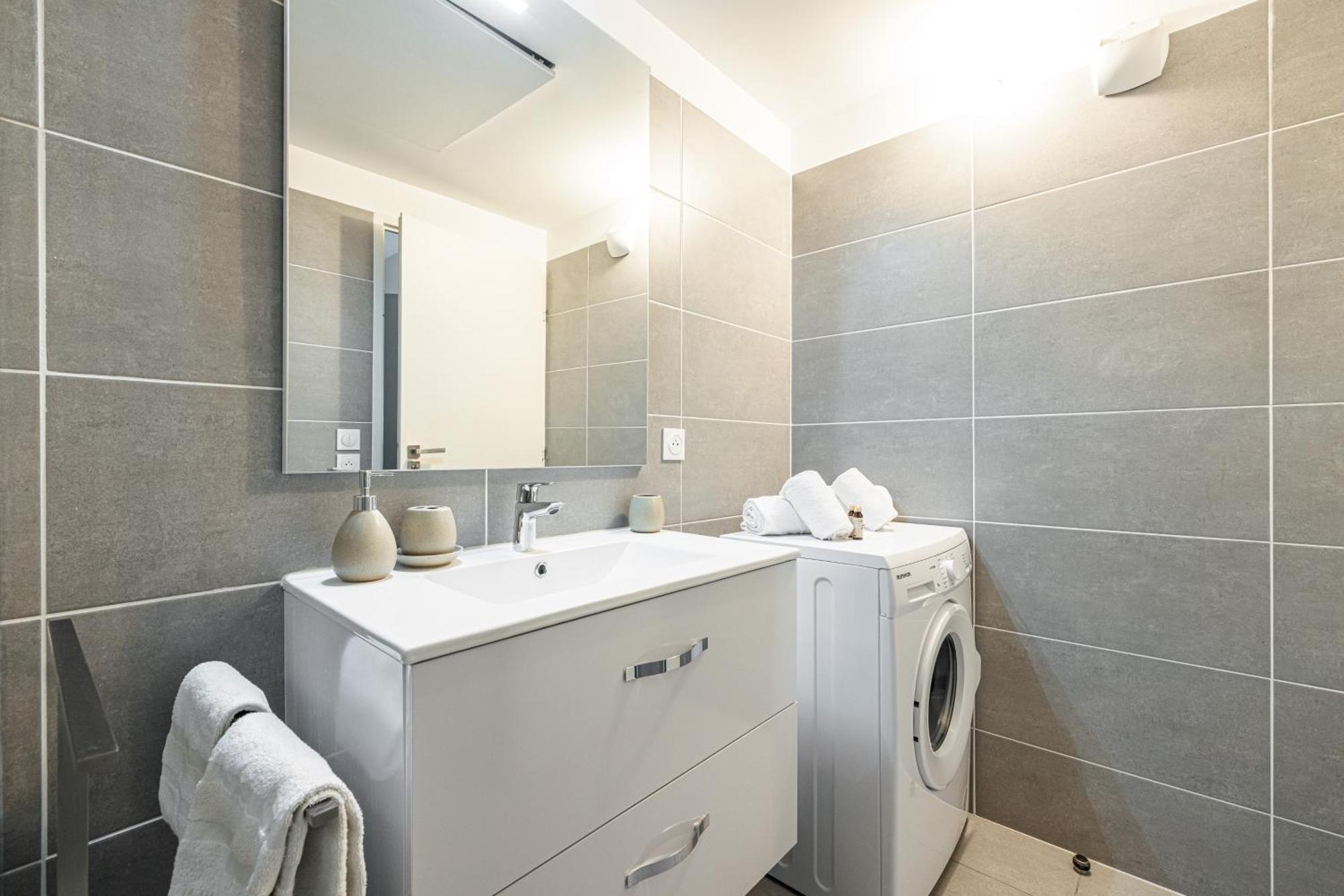 Le Cap Riviera Apartment Menton Exterior photo